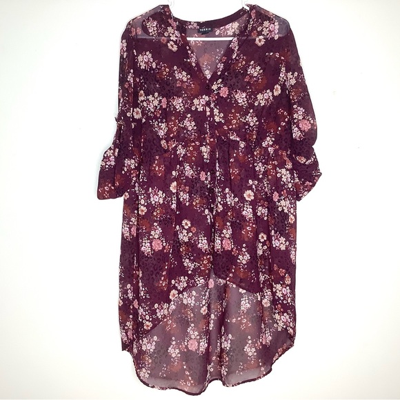 < Torrid High Low Sheer Floral Blouse > - Picture 3 of 9